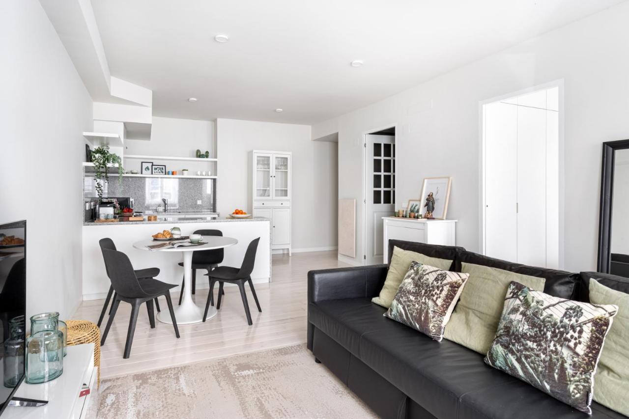Joivy Superb 1-br Flat Near Jardim Da Estrela Apartment Lissabon